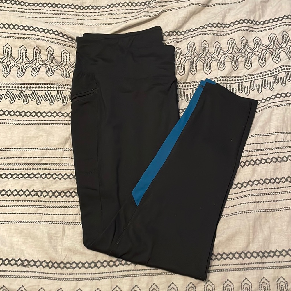 Livi Active Leggings w/pockets